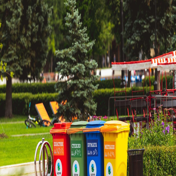skip bin and waste worker